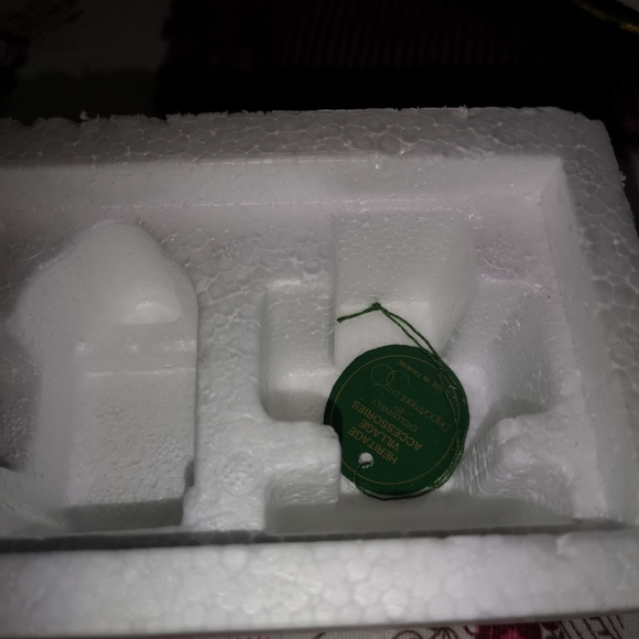 Department 56 Bakers Elves (Set of 3) - Picture 5 of 11